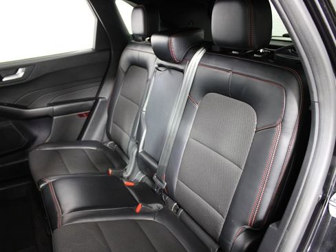 Used 2024 Ford Escape ST-Line image 25