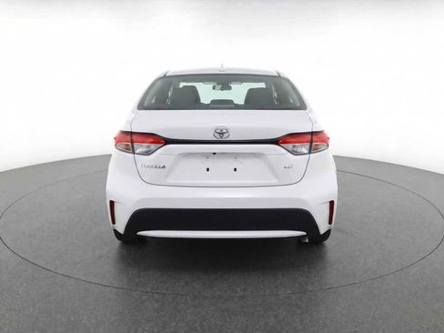 Used 2023 Toyota Corolla LE FWD image 7