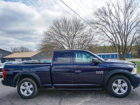 Used 2013 RAM 1500 Express image 2