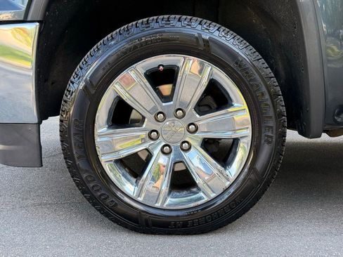 Used 2018 GMC Sierra 1500 SLT AWD/4WD image 18