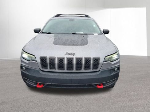 Used 2019 Jeep Cherokee Trailhawk w/ Comfort/Convenience Group AWD/4WD image 16