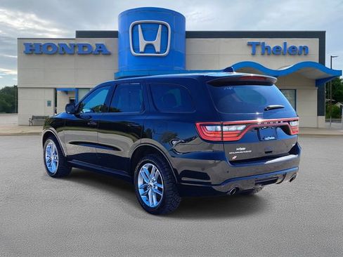 Used 2023 Dodge Durango GT image 3