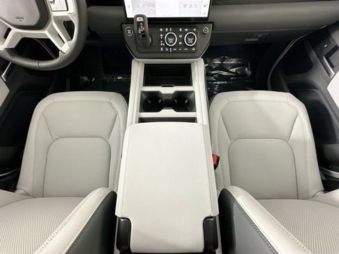 Used 2026 Land Rover Defender 110 S AWD/4WD image 22