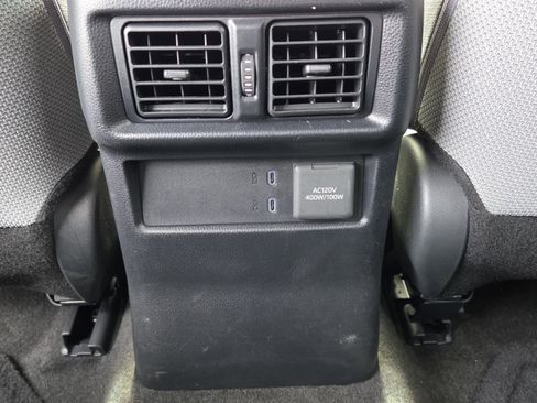 Certified 2025 Toyota 4Runner TRD Off Road image 10