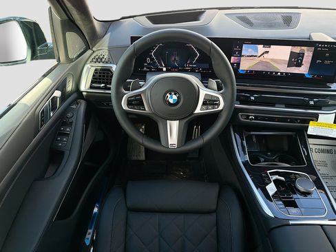 New 2026 BMW X5 xDrive40i w/ M Sport Package AWD/4WD image 16