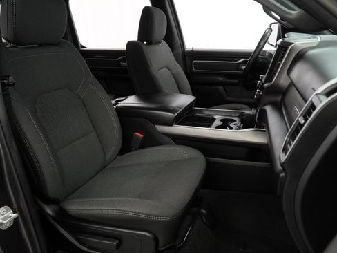 Used 2020 RAM 1500 Big Horn AWD/4WD image 29