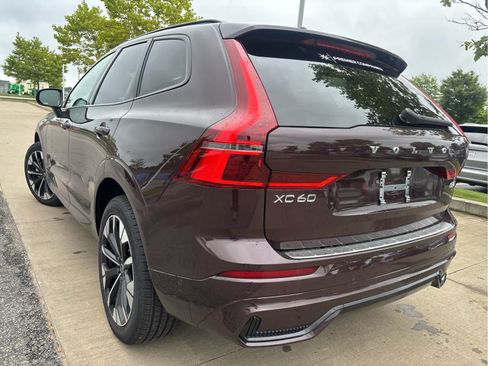 Used 2026 Volvo XC60 B5 Plus w/ Protection Package Premier AWD/4WD image 8