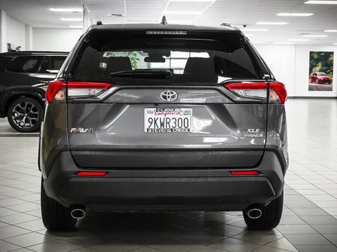 Used 2024 Toyota RAV4 XLE w/ Weather Package image 7