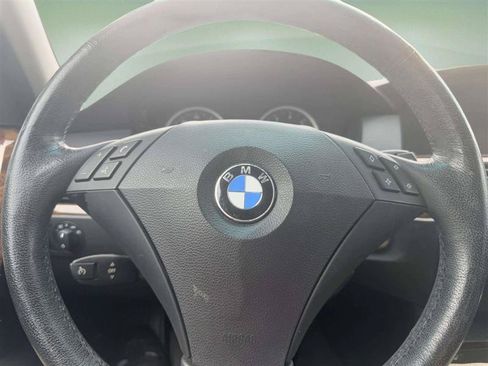 Used 2007 BMW 525xi Sedan AWD/4WD image 31