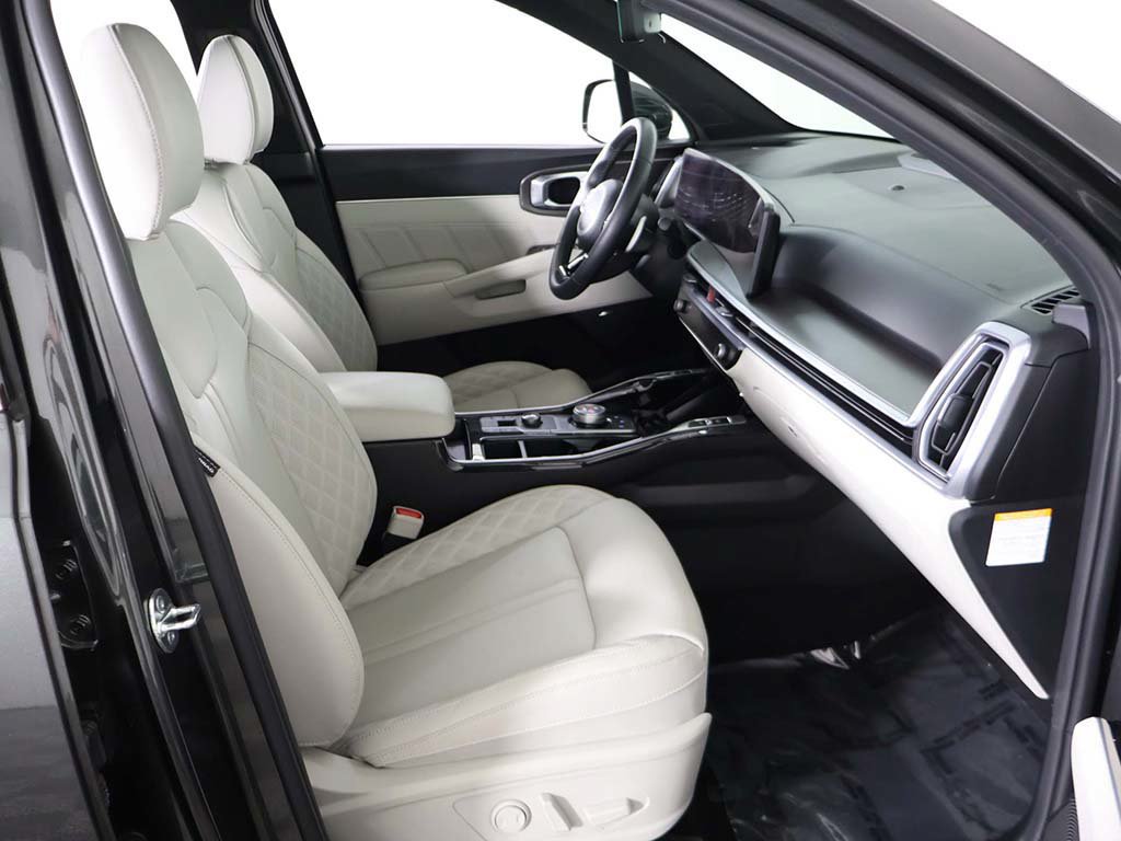 Used 2025 Kia Sorento SX Prestige AWD/4WD image 36