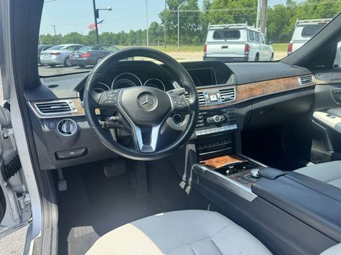 Used 2014 Mercedes-Benz E 350 Sedan image 12