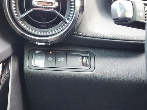 Used 2025 Chevrolet Equinox LT w/ Safety and Technology Package image 24