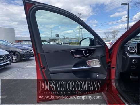 Certified 2025 Mercedes-Benz C 300 4MATIC Sedan image 10