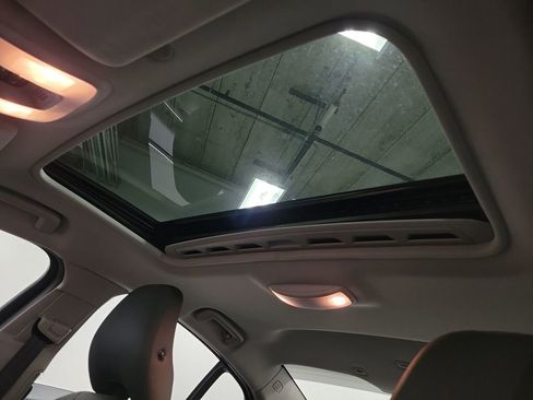 Used 2015 Volvo S60 T5 Premier image 15