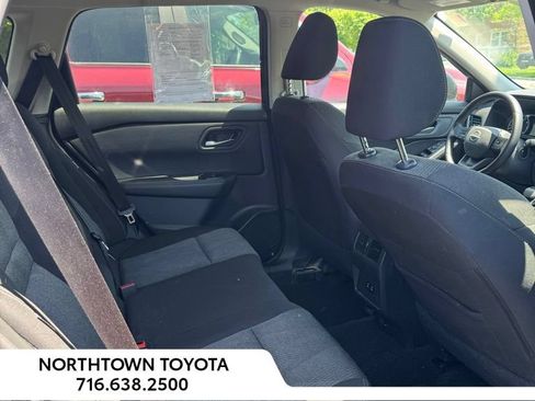 Used 2025 Nissan Rogue SV AWD/4WD image 14