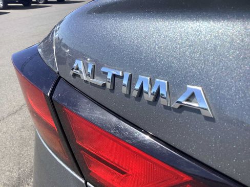 Used 2020 Nissan Altima 2.5 S FWD image 6