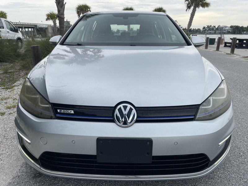 Used 2015 Volkswagen e-Golf SEL Premium FWD image 4