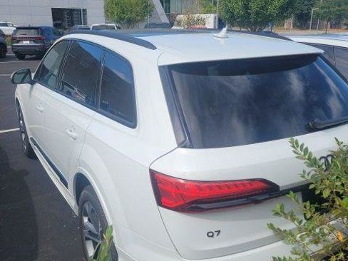 Used 2026 Audi Q7 2.0T Premium w/ Convenience Plus Package AWD/4WD image 4