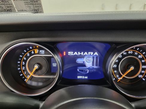 Used 2021 Jeep Wrangler Unlimited Sahara AWD/4WD image 64