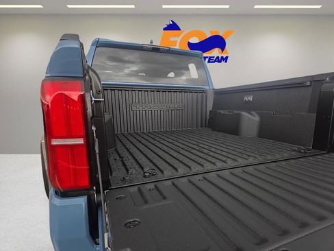 New 2026 Toyota Tacoma TRD Off-Road AWD/4WD image 13