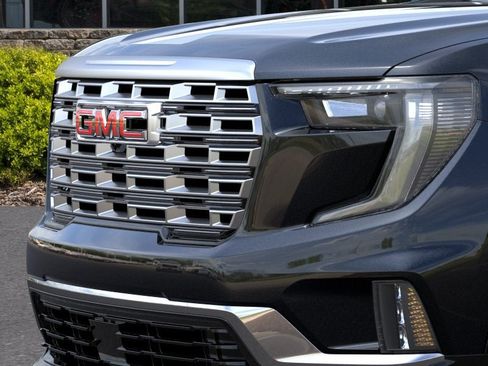 New 2026 GMC Acadia Denali AWD/4WD image 37