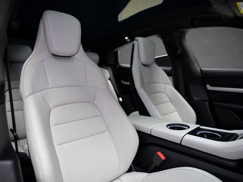 Used 2021 Porsche Taycan Turbo w/ Premium Package image 59