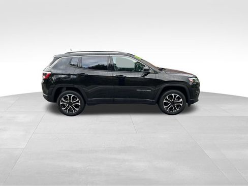 Used 2022 Jeep Compass Limited AWD/4WD image 4