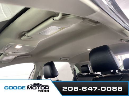 Used 2024 Ford Edge SEL image 18