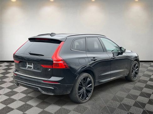 Used 2024 Volvo XC60 T8 Ultimate w/ Protection Package Premier image 3