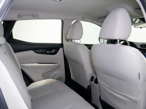 Used 2019 Nissan Rogue Sport SV w/ All-Weather Package FWD image 22