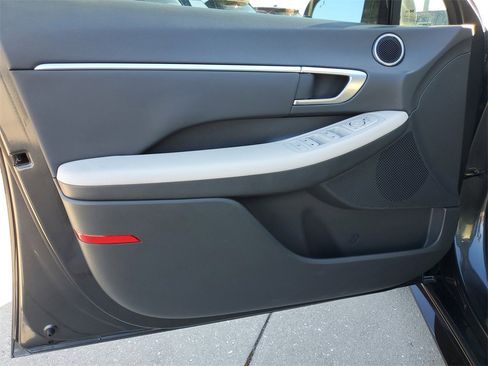 Used 2021 Hyundai Sonata SEL w/ Convenience Package image 24