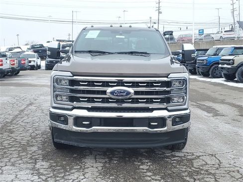 Used 2023 Ford F350 Lariat w/ Lariat Ultimate Package image 2