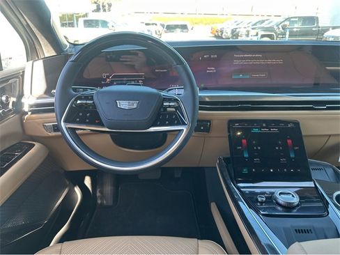 New 2025 Cadillac Escalade IQ Luxury 2 image 18