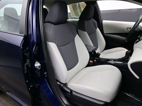 Used 2022 Toyota Corolla LE image 13