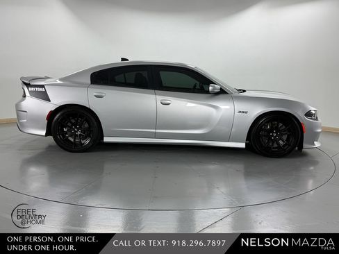 Used 2021 Dodge Charger Scat Pack w/ Daytona Edition Group RWD image 5