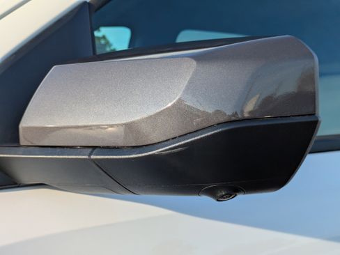 New 2026 Chevrolet Colorado LT image 32