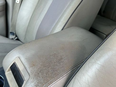 Used 2013 Lincoln MKX FWD image 12