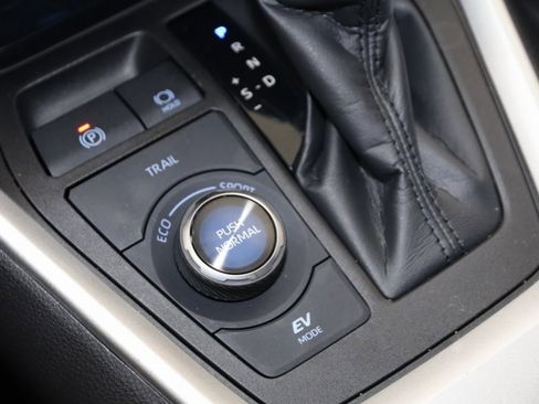 Used 2021 Toyota RAV4 XSE image 30