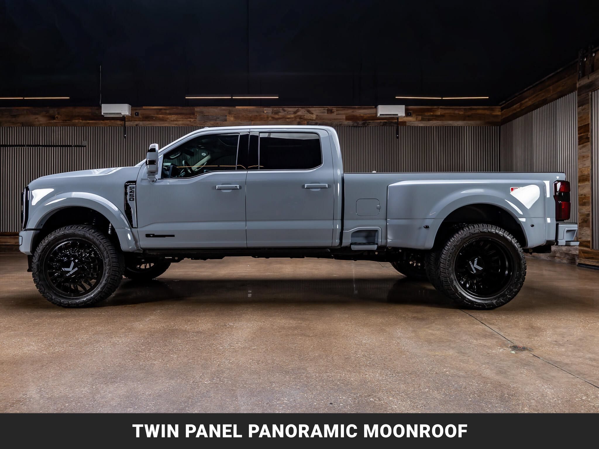 Used 2026 Ford F450 Platinum w/ Platinum Plus Package AWD/4WD image 6