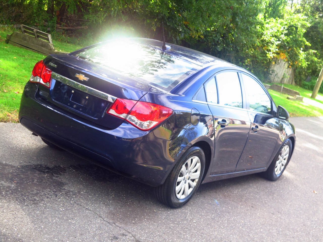 Used 2011 Chevrolet Cruze LS w/ Connectivity Package FWD image 23