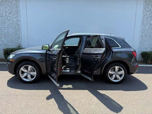 Used 2018 Audi Q5 2.0T Premium Plus w/ Premium Plus Package AWD/4WD image 20