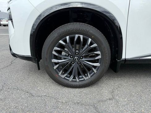 New 2026 Nissan Rogue Platinum w/ Platinum Premium Package image 9