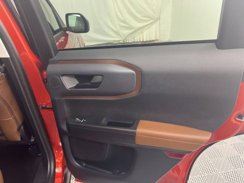 Used 2024 Ford Bronco Sport Outer Banks w/ Tech Package image 18