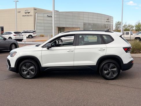 Used 2025 Volkswagen Taos S FWD image 3