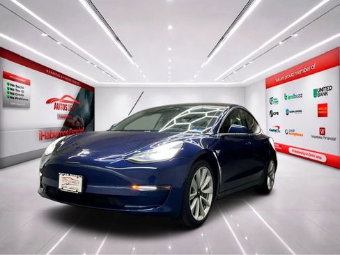 Used 2018 Tesla Model 3 Long Range image 4