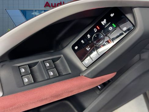 New 2025 Audi SQ5 Premium Plus image 12