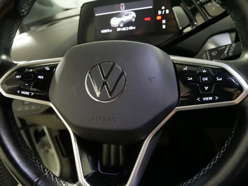Certified 2021 Volkswagen ID.4 Pro image 25