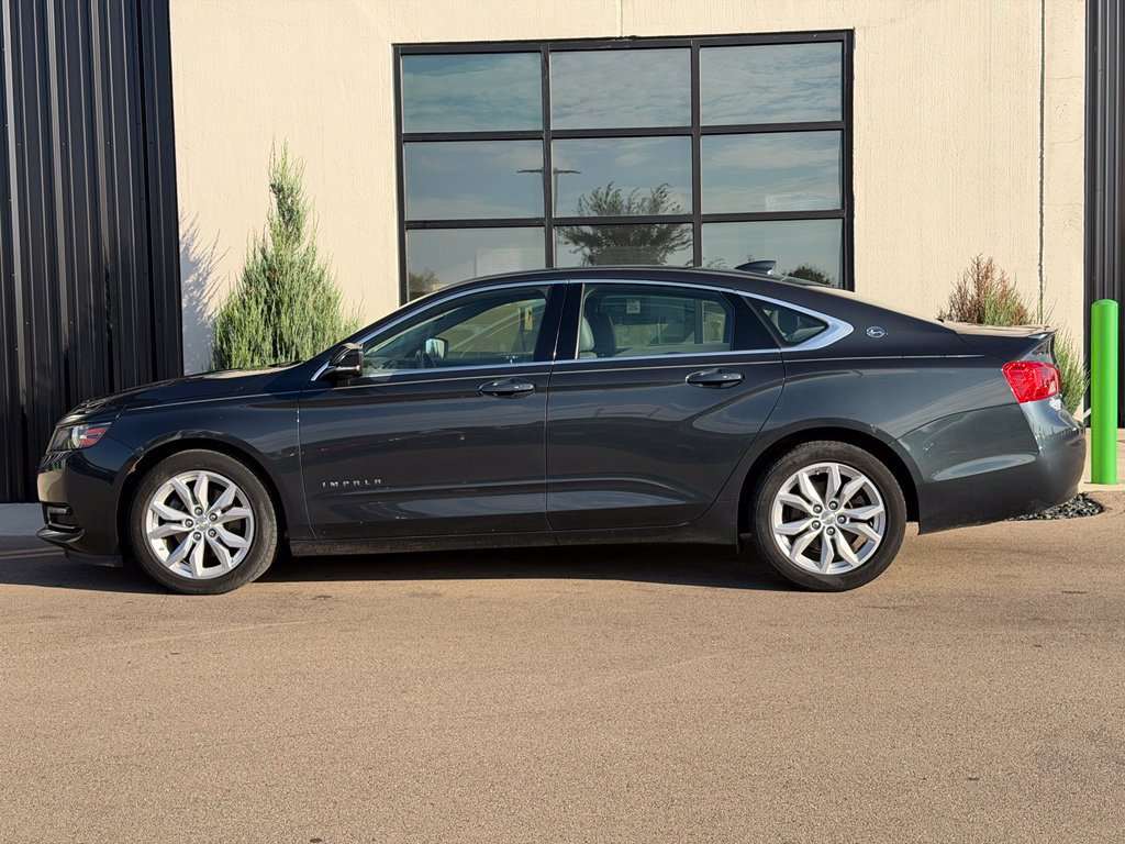 Used 2018 Chevrolet Impala LT w/ Sunroof and Spoiler Package FWD image 2