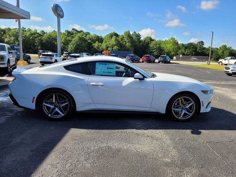 New 2025 Ford Mustang Premium image 11