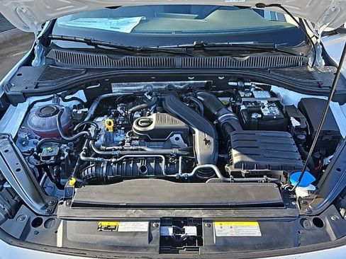 New 2026 Volkswagen Jetta SE FWD image 10